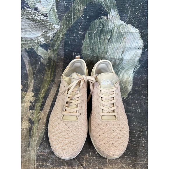 NEW APL Rose Tan Techloom Phantom Pro Sneakers in Size 10 - Picture 2 of 5
